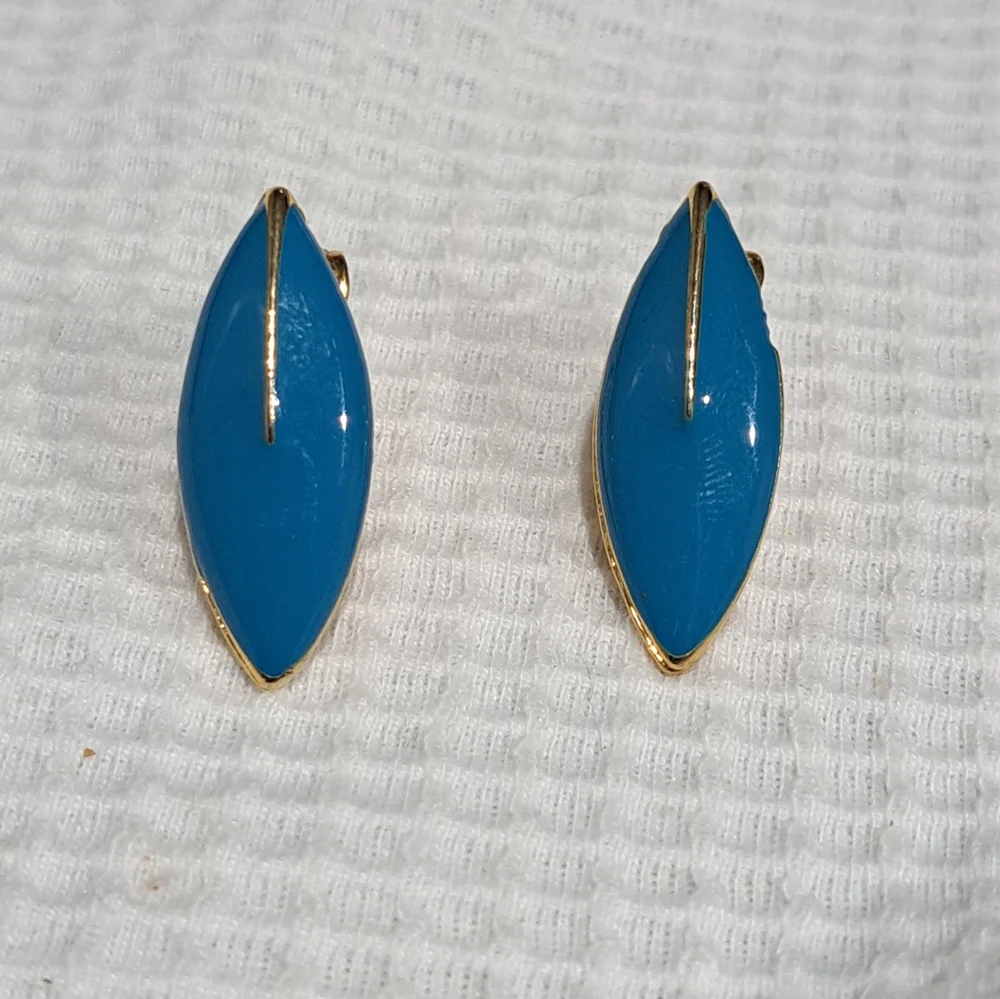 Vintage Earrings 9/1